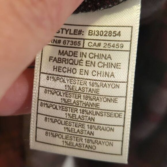 BB Dakota Burgundy and Black Plaid Open Cardigan XXL (4820) - Picture 5 of 7